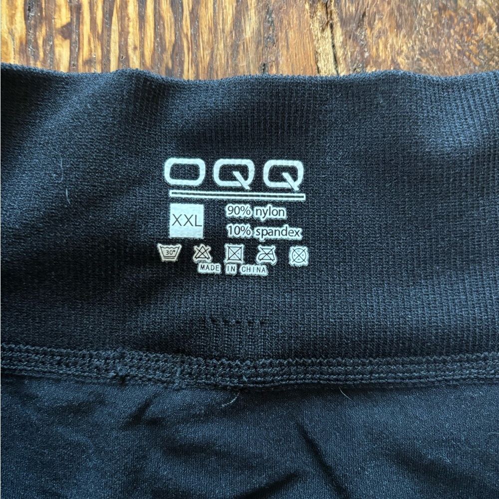 NWOT Black Mini Skort - Picture 2 of 4